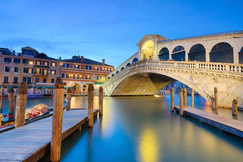 Апартаменты Piccola Dimora In Palazzo Storico Венеция Экстерьер фото