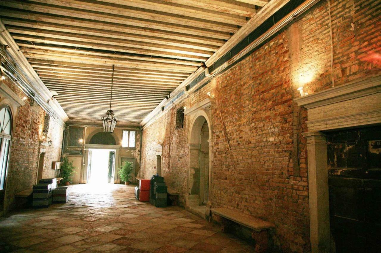 Апартаменты Piccola Dimora In Palazzo Storico Венеция Экстерьер фото